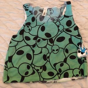 Iheartraves alien top